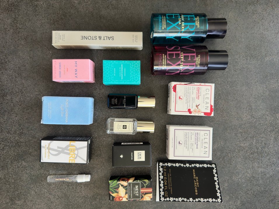 Victoria's Secret Very Sexy Kadın Parfümü - Görsel 2