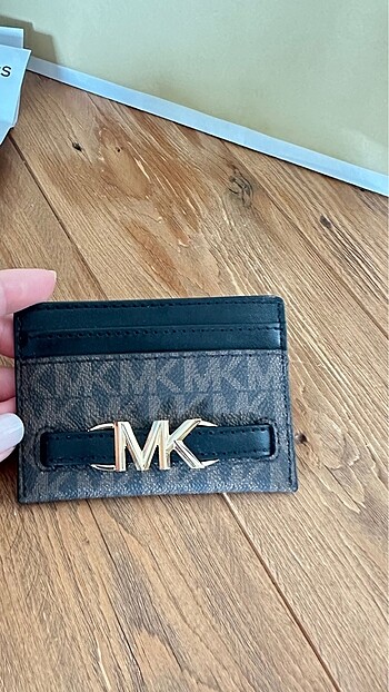 Michael Kors kartlık cüzdan