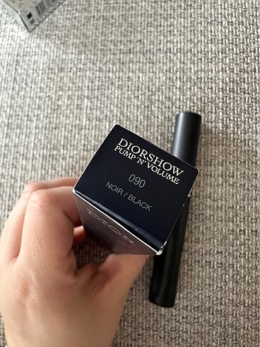 Beden Dior Diorshow pump volume 090 black
