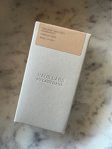 Haus Labs By Lady Gaga 110 Fondöten