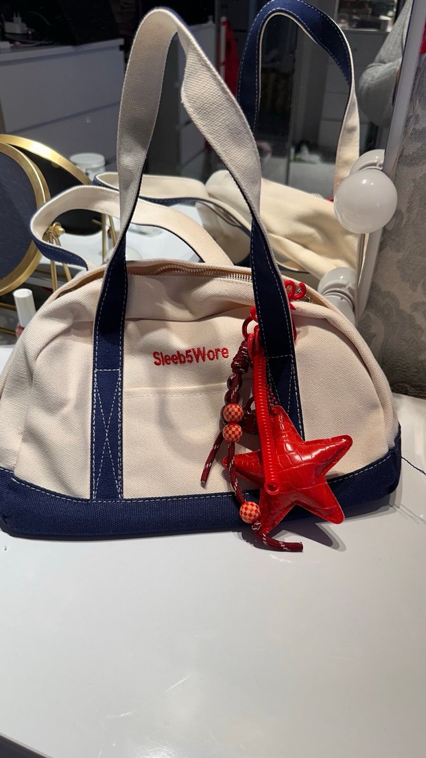 Renkli Baskılı Beyaz Spor Kadın Çantası çarmsız - Görsel 2