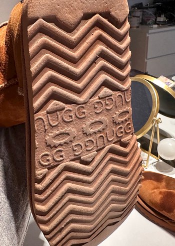 Orijinalll UGG Kahverengi Süet Kadın Yüksek Topuklu Bot - Görsel 4