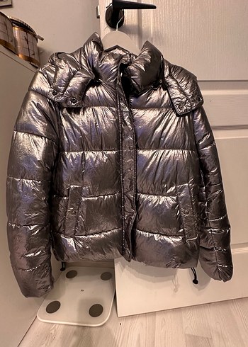 Kadın Gri Metalik Kemerli Kışlık Mont - Görsel 10