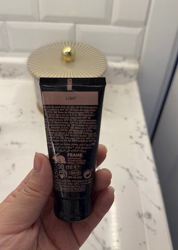 Avon Urban Parlak Bej Fondöten - Görsel 2