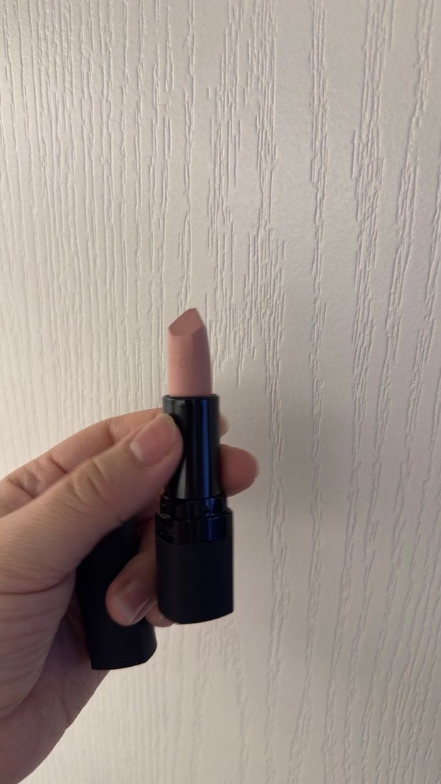 Bej Renkli Açık Ton Ruj - Görsel 3