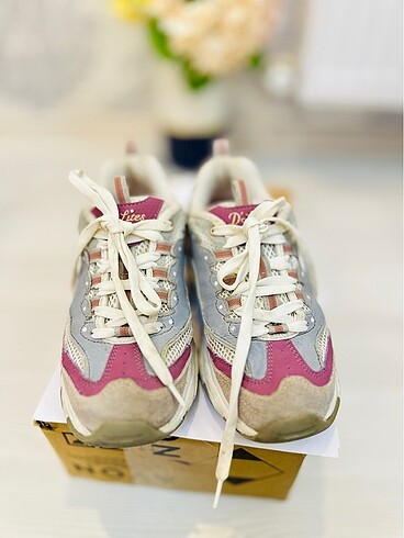 36 Beden Skechers