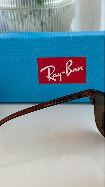  Beden Rayban gözlük