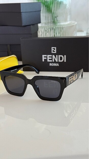 Fendi gözlük