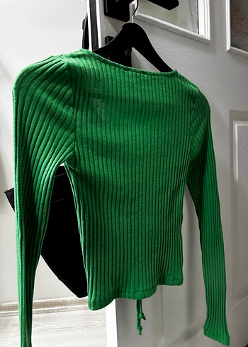 Uzun Kollu, V Yakalı Yeşil Kadın Bluz - Görsel 3