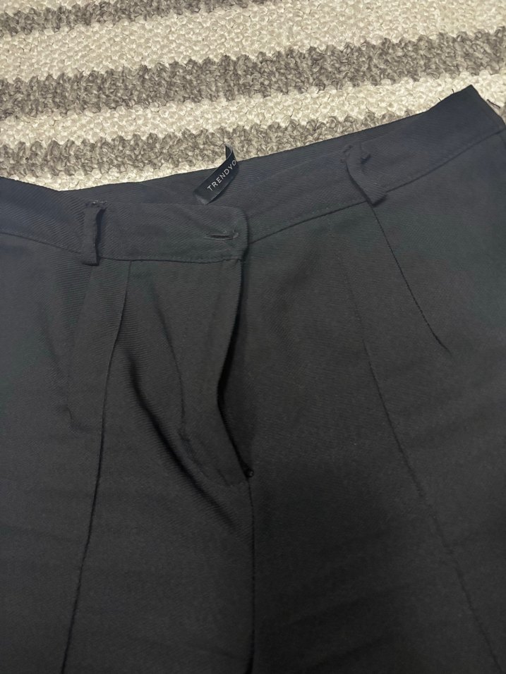 Siyah Kadın Kumaş Pantolon - Görsel 2