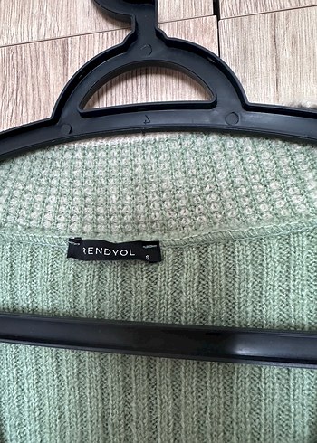 Gri V Yaka Örgü Kadın Süveter - Görsel 2