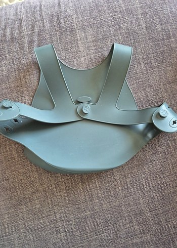 Oioi Gri Silikon Bebek Önlüğü - Görsel 3