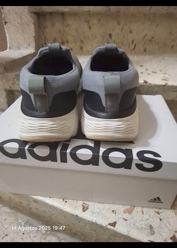 Adidas Gri Erkek Spor Ayakkabı Velcro - Görsel 3
