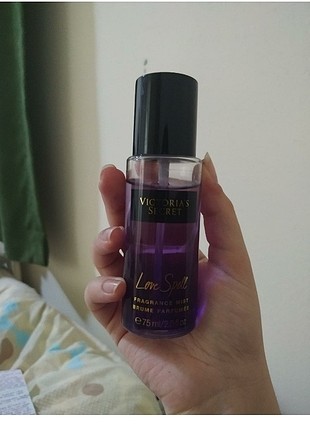 Victorias secret love spell vucut spreyi