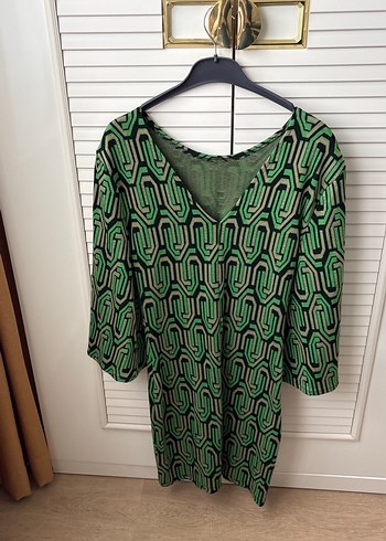 Yeşil Desenli Beli Kuşaklı Kadın Triko Elbise - Görsel 3