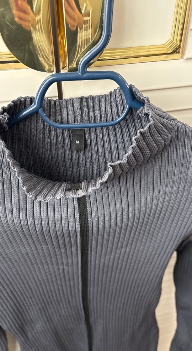 Gri Uzun Kollu Yüksek Yakalı Triko Elbise - Görsel 2