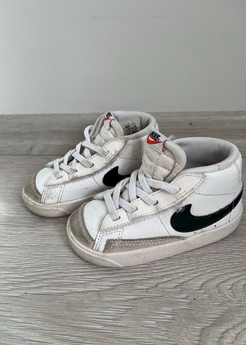Beyaz Çocuk Spor Ayakkabı Nike blazer