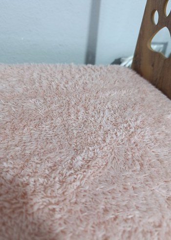 PEMBE Peluş Kedi Yatağı - Görsel 3