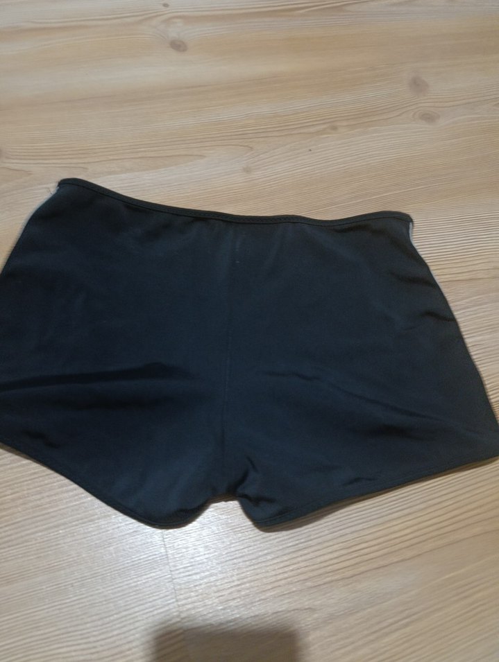 Siyah Elastik Spor Şort - Görsel 4