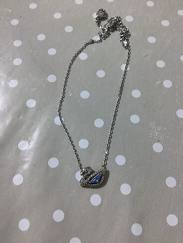 Swarovski dancing swan kolye