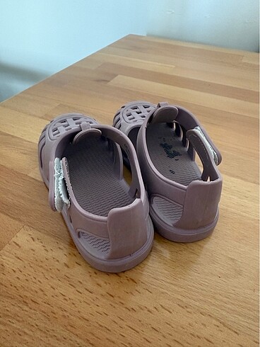 LC Waikiki LCW kız çocuk sandalet 24 numara