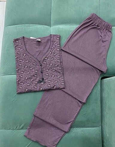 Kadın pijama takımı