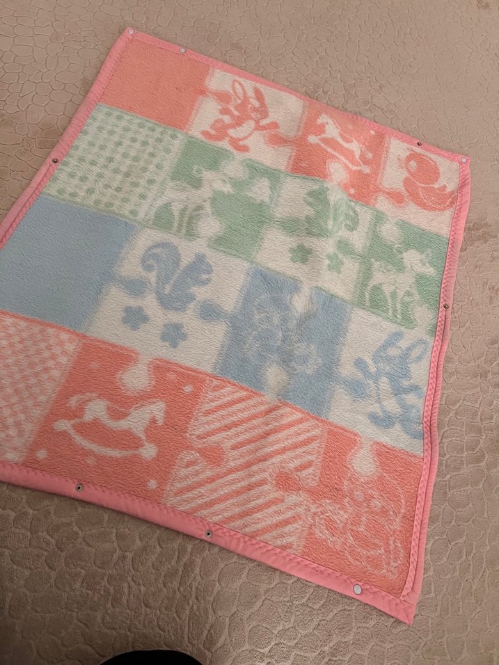 Çocuklar için Nakışlı Pastel Renkli Battaniye - Görsel 2