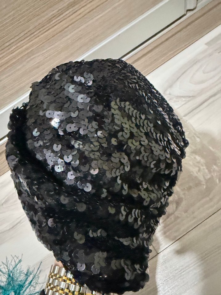 Siyah Kadın Puantiyeli Bere - Görsel 2