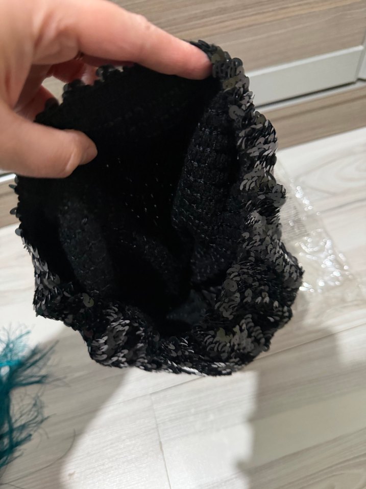 Siyah Kadın Puantiyeli Bere - Görsel 3