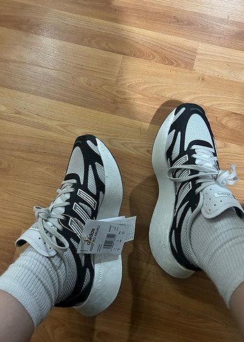 Adidas spor ayakkabı - Görsel 5