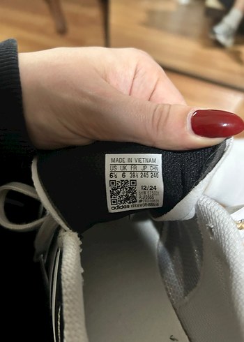 Adidas spor ayakkabı - Görsel 3