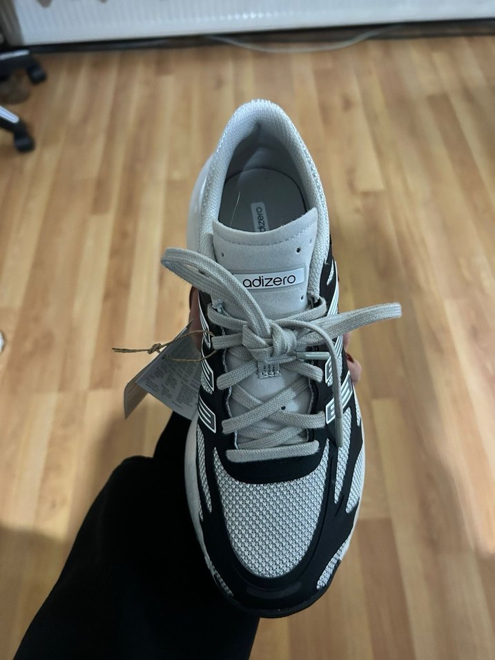 Adidas spor ayakkabı - Görsel 4