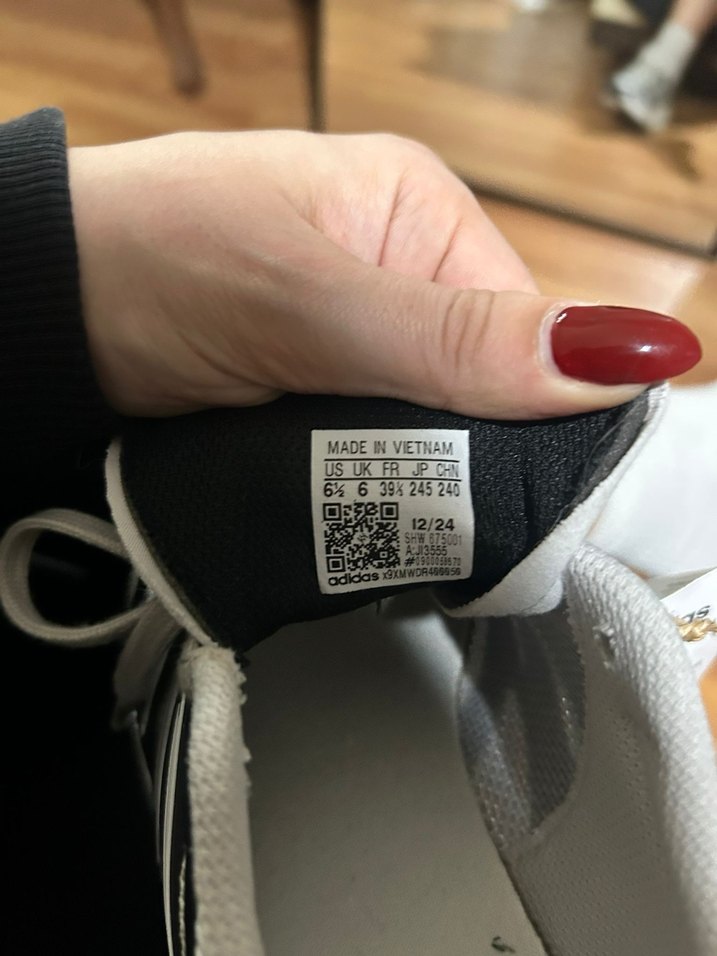 Adidas spor ayakkabı - Görsel 3