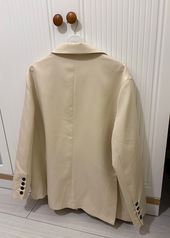 Düğmeli krem oversize blazer - Görsel 6