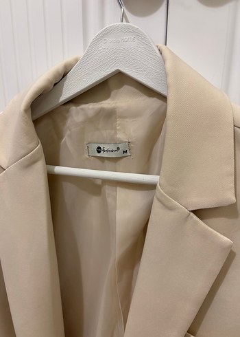 Düğmeli krem oversize blazer - Görsel 4