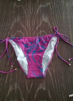 Pembe ipli bikini alt