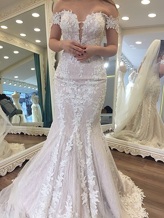 Afrodit Gelinlik ( Narin moda evi)