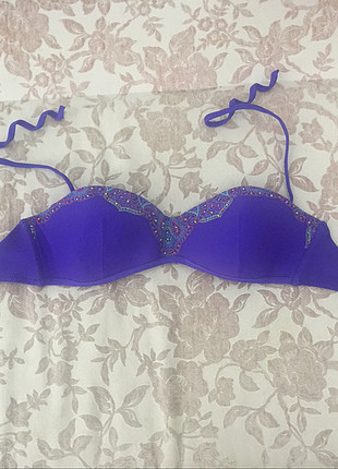 Bikini üstü