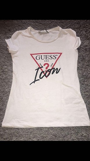 Guess Guess tshirt