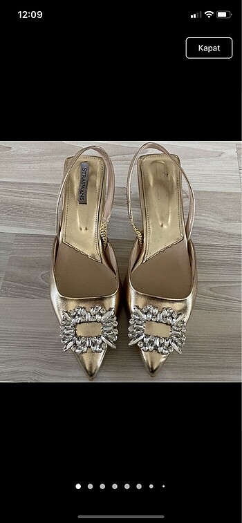 Gold ayakkabı