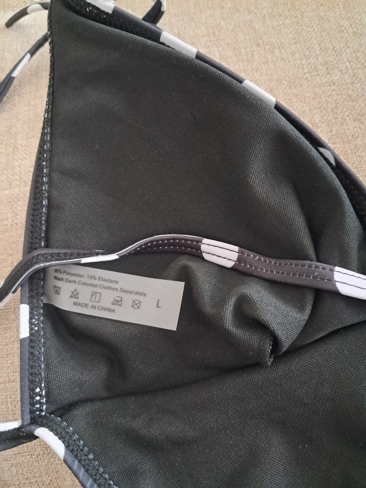 Puantiye Desenli Siyah Fiyonklu Mayokini - Görsel 4