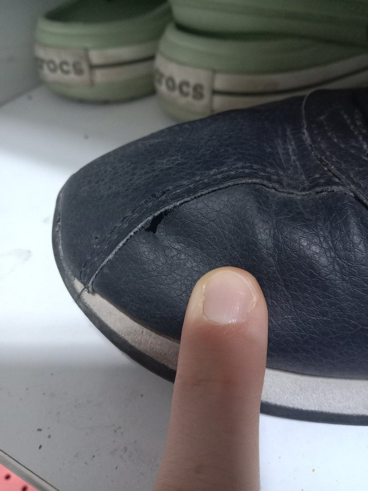 Siyah Beyaz Spor Ayakkabı - Görsel 2