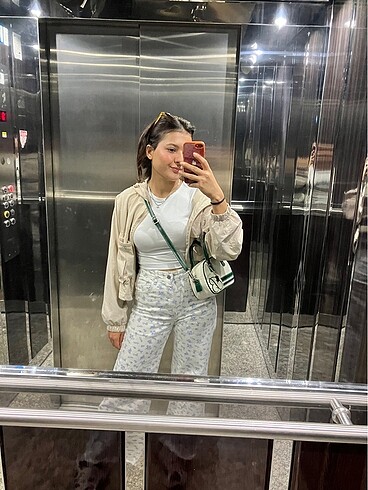 34 Beden beyaz Renk Mango çiçekli pantolon