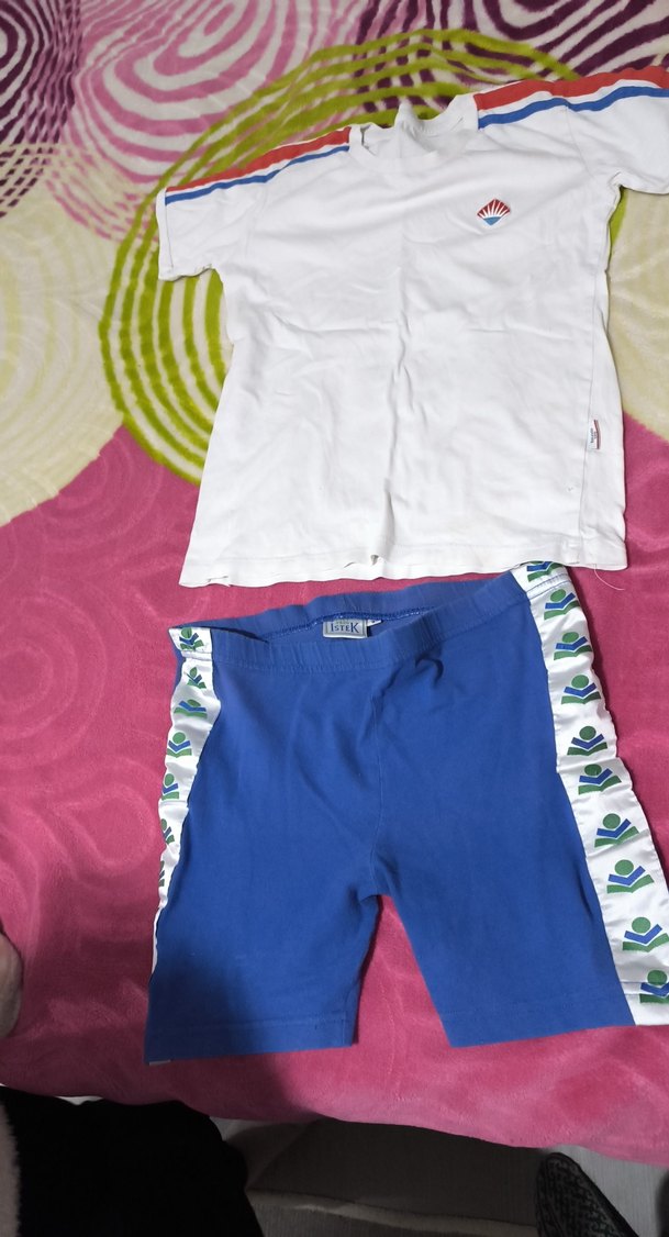 Erkek Çocuk Mavi Şort ve Beyaz Kısa Kollu Tişört - Görsel 2