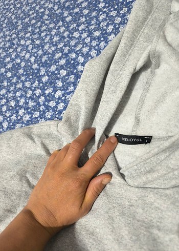 s Beden gri Renk Gri Kapüşonlu Nakışlı Kadın Sweatshirt