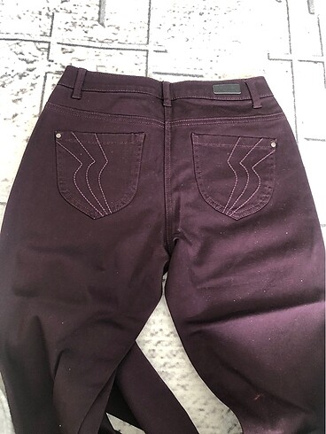 36 Beden bordo Renk Kenny?S yeni etiketli jean
