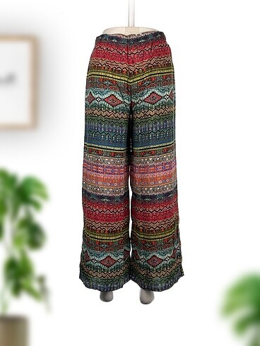 38 Beden LC Waikiki Kumaş Pantolon %70 İndirimli.
