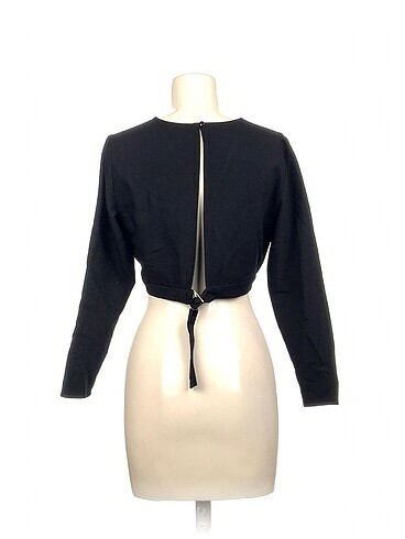 40 Beden Asos Bluz %70 İndirimli.
