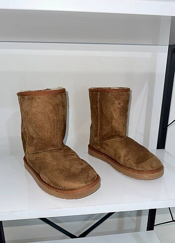 Ugg Yeni UGG