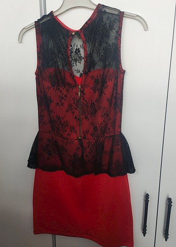s Beden kırmızı Renk Dantel Detaylı Kırmızı Gotik Midi Elbise